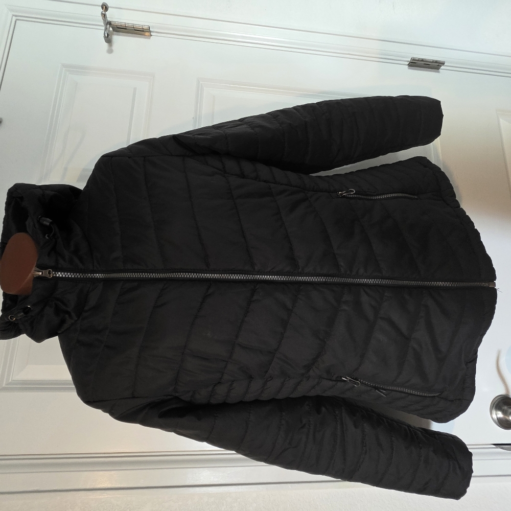 Women's Black Puffer Jacket
